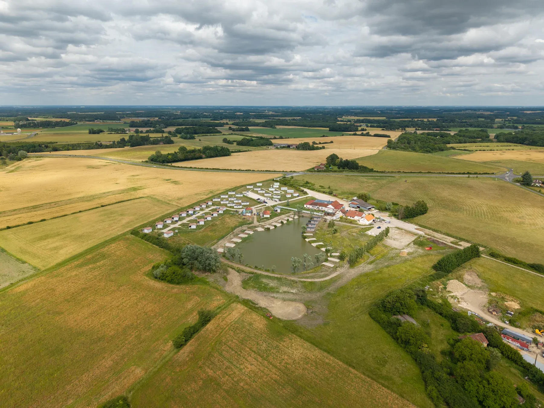 Parc de Lorris — Le parc posé dans la plaine du Gâtinais